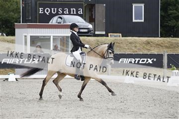 166078_rhj_01__J7R2544.JPG