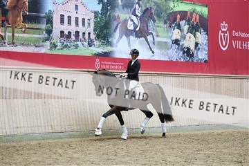 181887_mtp_05_R62_9376.JPG