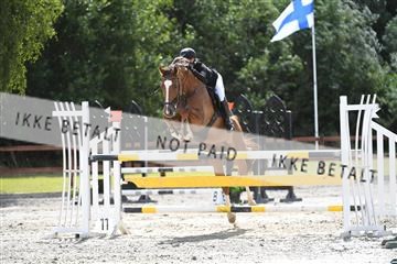 166216_kuo_01_D05_5076.JPG