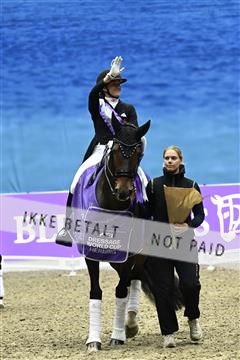 182194_kbb_03_Z092883.JPG