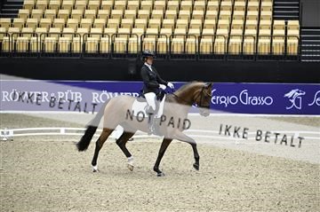 182194_kbb_01_Z095368.JPG