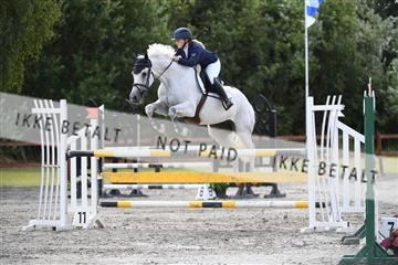 166216_kuo_01_D05_4998.JPG