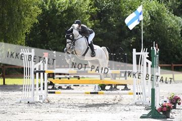 166216_kuo_01_D05_4975.JPG