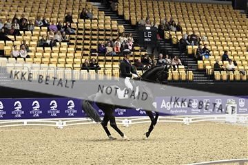 182194_kbb_03_Z090111.JPG
