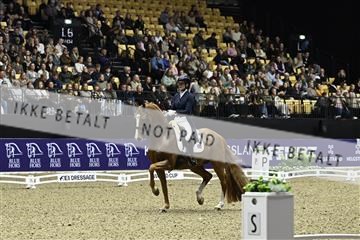 182194_kbb_03_Z091788.JPG