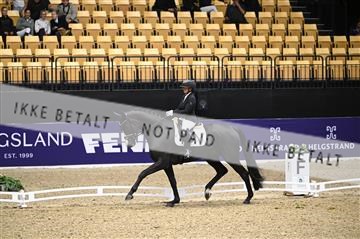 182194_kbb_01_Z097349.JPG