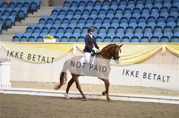 139403_ms_01__MS17759.JPG