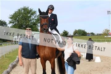 179800_BC_02_00283.JPG