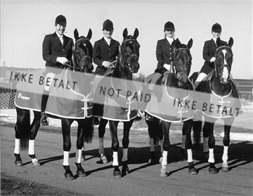 469-9A 1986 Ung H.jpg