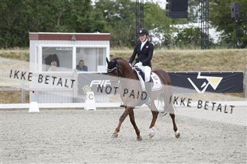 166078_rhj_01__J7R3260.JPG