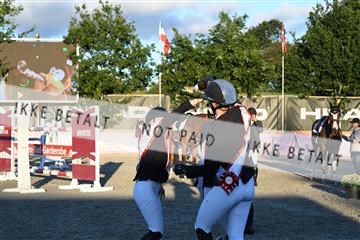 172734_akl_01_AKL_7708.JPG