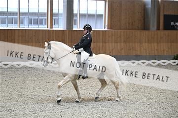 182176_kbb_01_Z092513.JPG