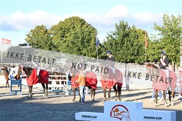 172734_akl_01_AKL_7672.JPG