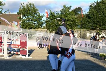 172734_akl_01_AKL_7709.JPG