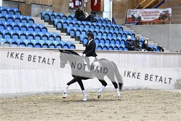 182241_kbb_01_Z093097.JPG