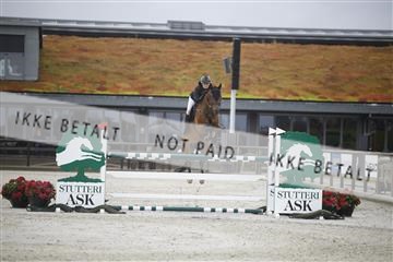181922_jss_01__6II1073.JPG