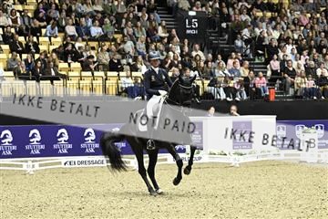 182194_kbb_03_Z092589.JPG