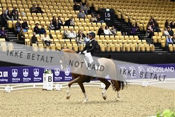 182194_kbb_03_Z090228.JPG