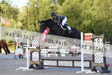 166216_kuo_01_D05_5745.JPG