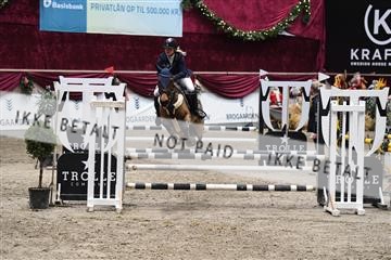 164312_ikd_01D05_0181.JPG