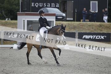 166078_rhj_01__J7R3921.JPG